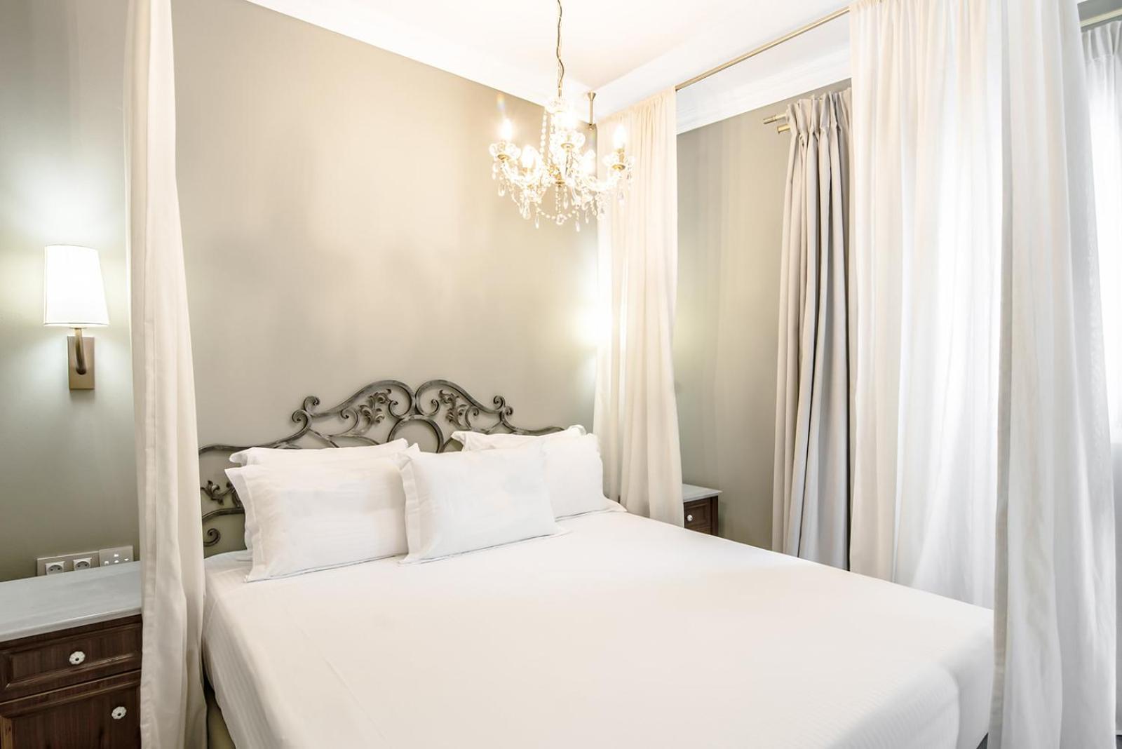 Irida Boutique Hotel Парга Екстериор снимка