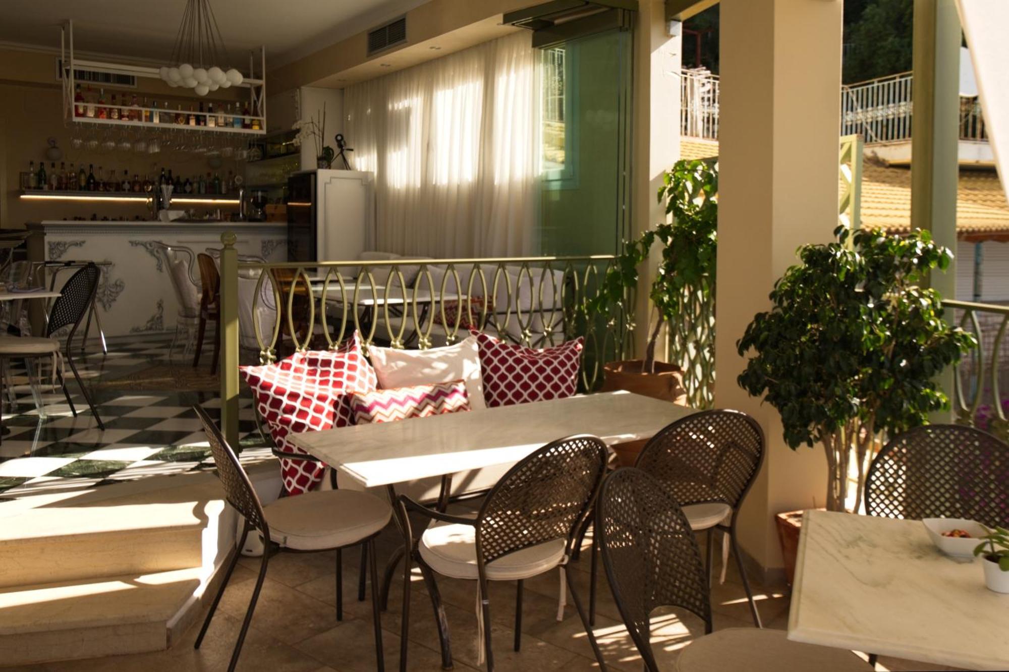 Irida Boutique Hotel Парга Екстериор снимка